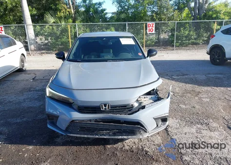 2022 Honda Civic Sport z USA, uszkodzony, nr VIN 2HGFE2F55NH588931